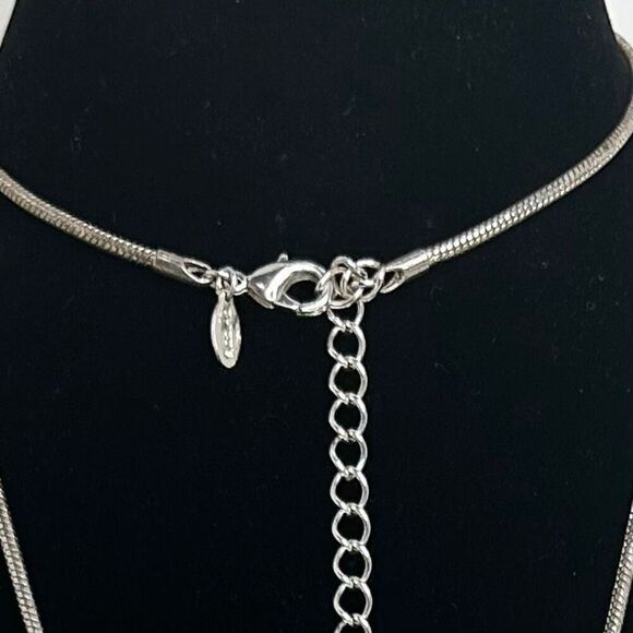Chico's Long Necklace Women's Silver-tone Rounded Snake Chain Crystal Pendant - Picture 9 of 9